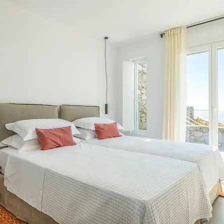 Templo Y Mar Vi By Mykonos Mood